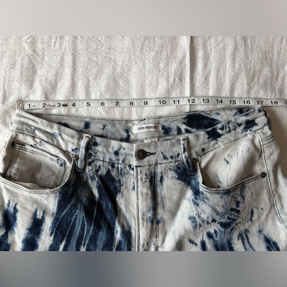 Good American Vintage Shibori Tie Dye Jeans - Picture 11 of 16